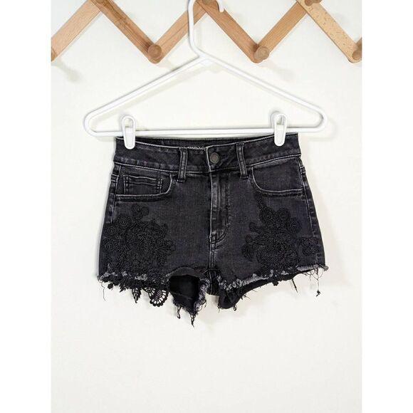 American Eagle Hi-rise Shortie Black Lace Denim Shorts - Size 0 - Picture 1 of 9